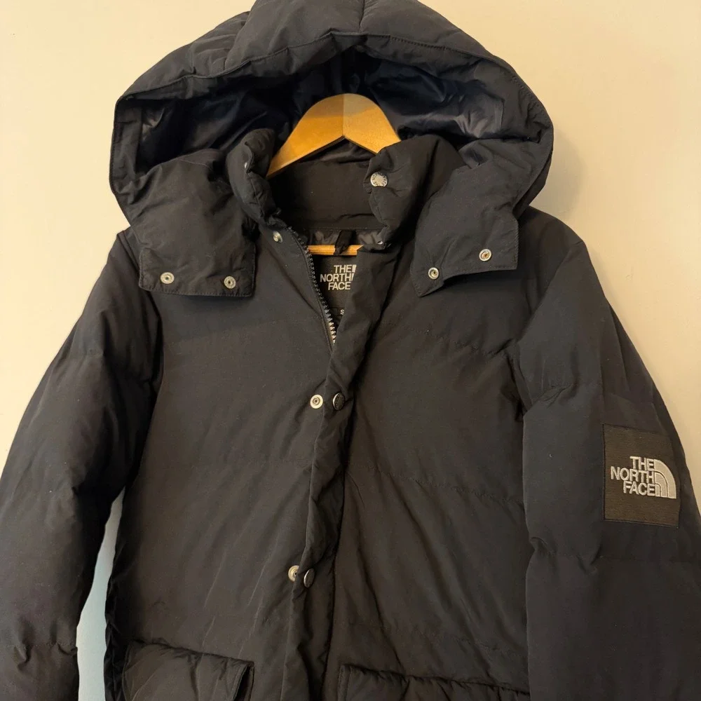 The North Face Mens Black Down Puffer Jacket Detachable Hood Parka Small